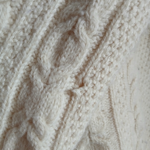 Inis Crafts Sweater Medium Full  Zip Wool Fisherman Knit Ireland Cable knit FLAW - Picture 11 of 11